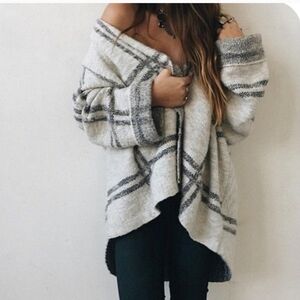 Free People Womens Oversized Cardigan Size Xs White And Grey Plaid Cottagecore